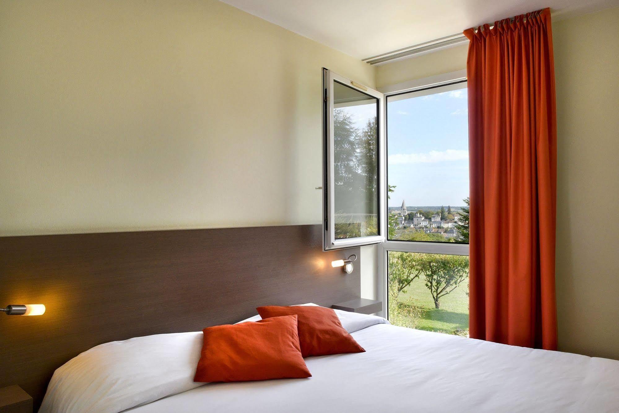 Logis Luccotel Cosy Loches Exterior photo